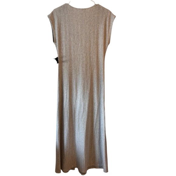 CAUTION TO THE WIND Grey & Tan Knit Maxi Dress with Buttons - Picture 3 of 9